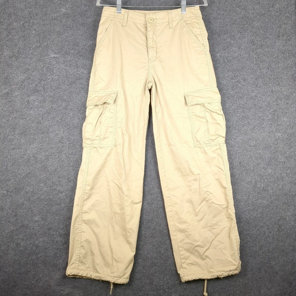 Levis style cargo